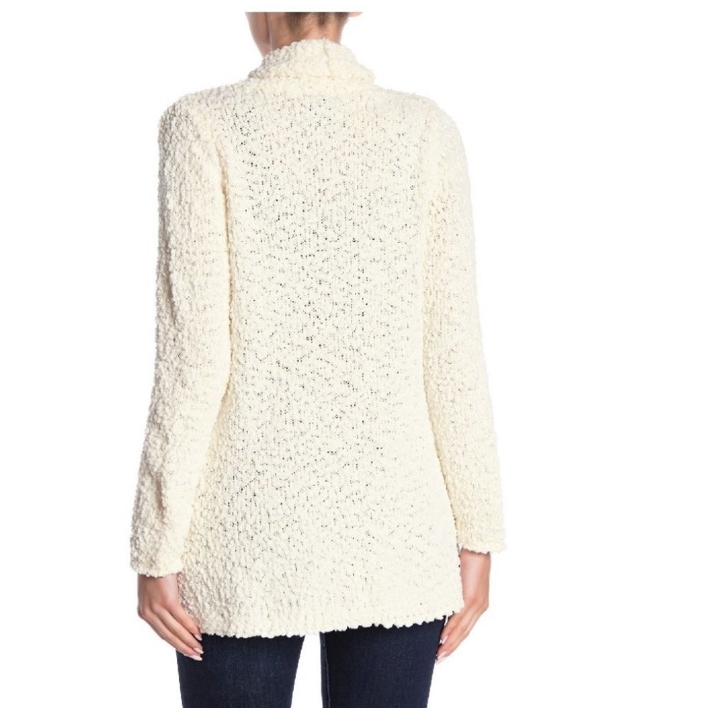 Bobeau Boucle Popcorn Draped Button Cardigan - Picture 3 of 9